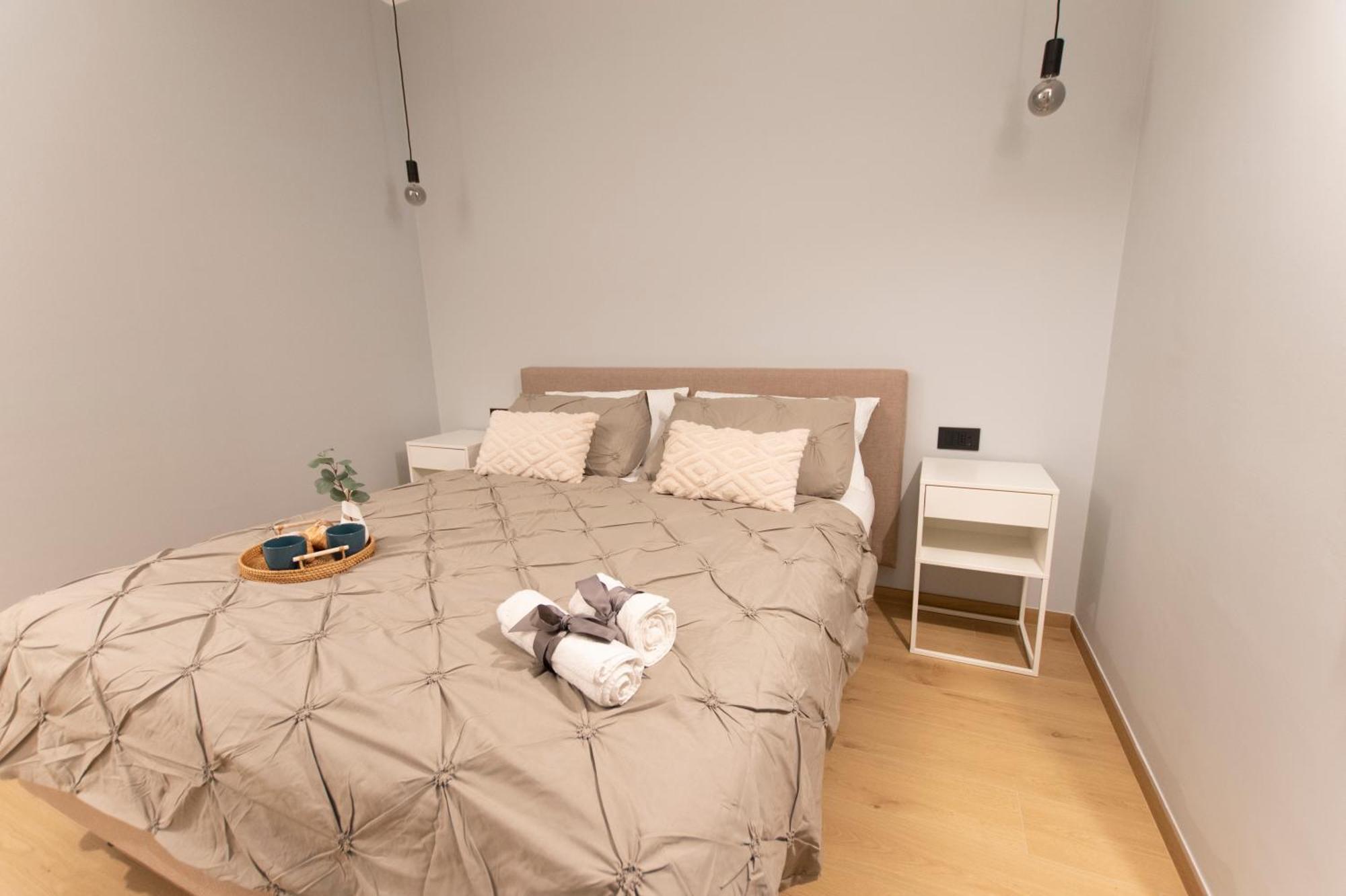 Ihost Luxury -Private Parking- Plana 4 Apartment Милано Екстериор снимка